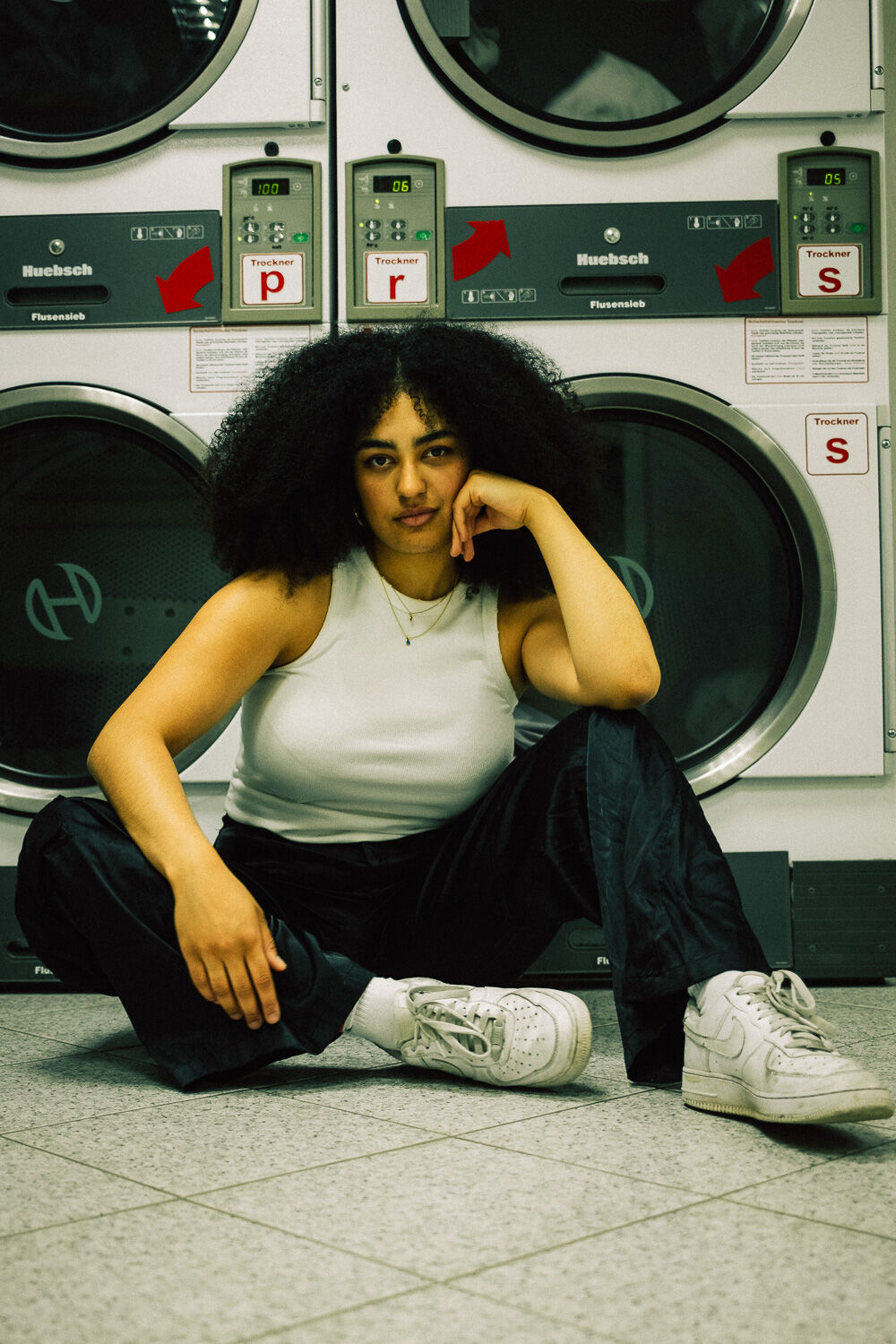 Kasi · Editorial Vol. 01 — 04.jpg